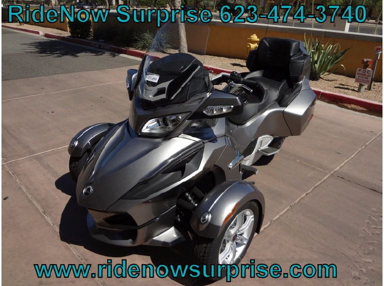2012 Can-Am Spyder Roadster RT Audio And Convenience 
