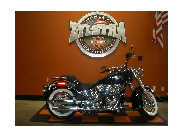 2013 Harley-Davidson FLSTN - Softail Deluxe 