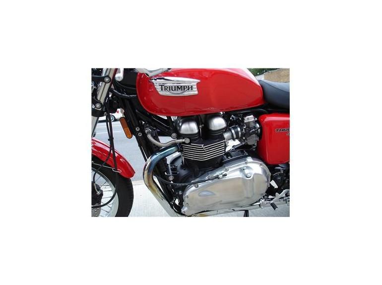 2010 Triumph THRUXTON Sportbike 
