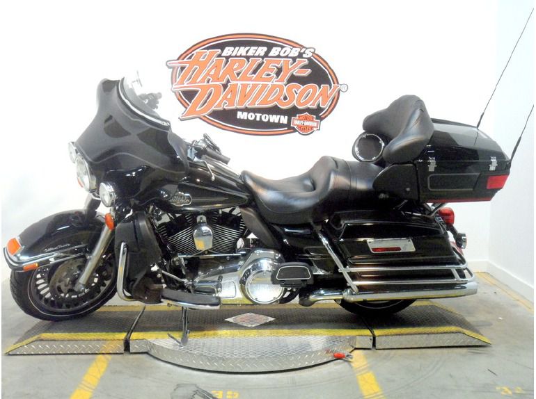 2009 Harley-Davidson FLHTCU - Electra Glide Ultra Classic , $17,499, image 7