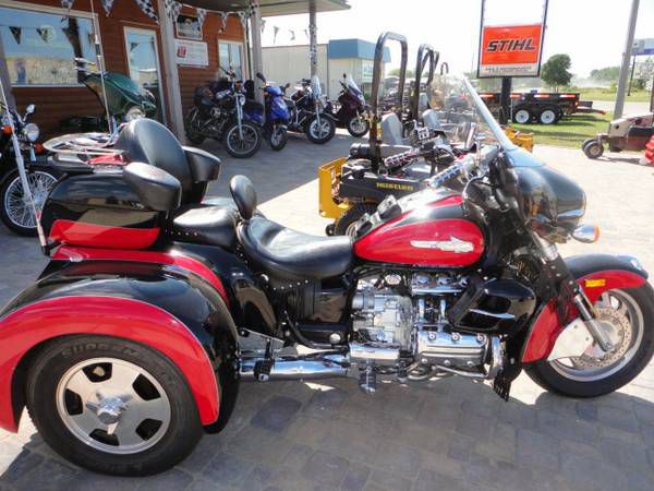 2000 honda valkyrie interstate 2-tone trike motorcycle for sale
