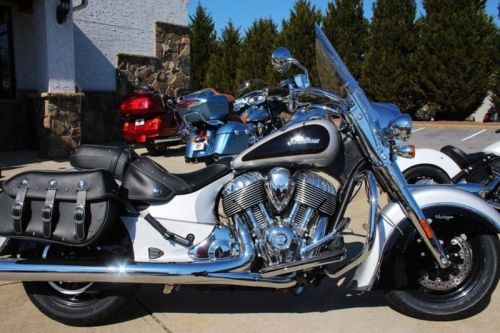 2016 Indian Chief Vintage Star Silver and Thunder Black