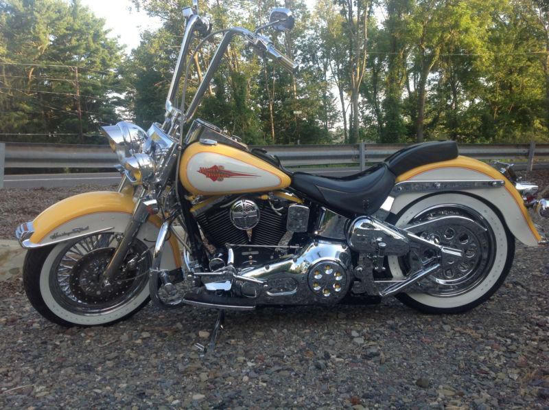 1995 heritage softtail classic, nostalgia edition. excellent condition, unique!