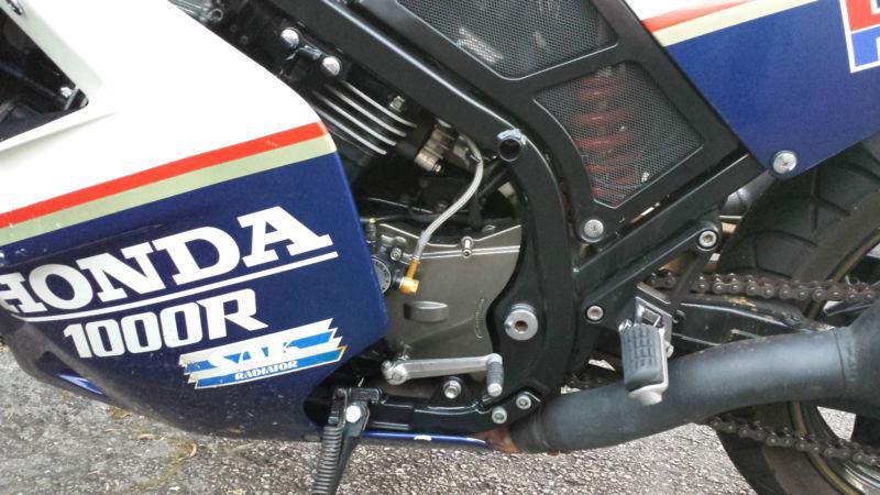 85 Honda VF1000R - Rothmans, US $1,028.00, image 4