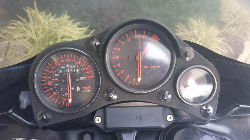 85 Honda VF1000R - Rothmans, US $1,028.00, image 5