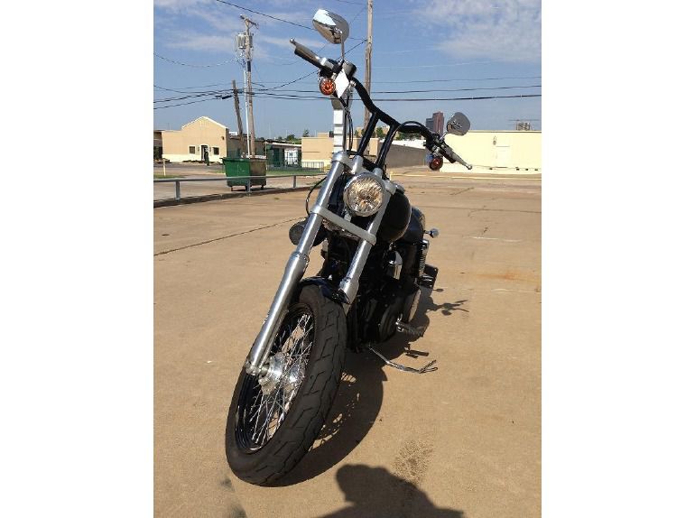 2011 Harley-Davidson Street Bob , $11,000, image 2