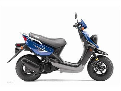 2011 Yamaha Zuma Scooter 