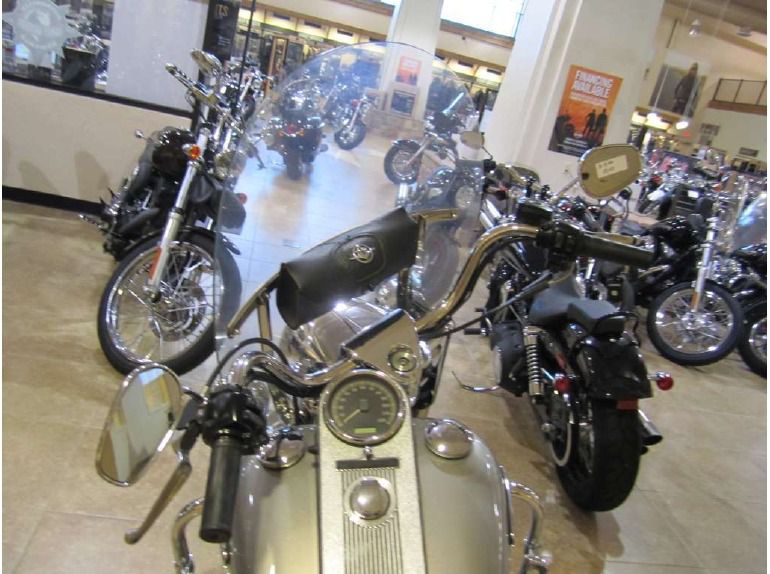 2007 Harley-Davidson FLHRC Road King Classic , $13,900, image 13