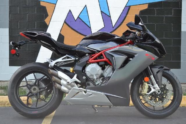 2013 MV AGUSTA F3 675 Black 675cc Please note, in Excellent condition Loaded