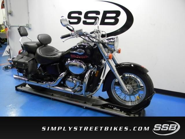 2002 honda vt750  cruiser 