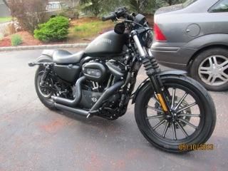 2012 Harley-Davidson Sportster 883 IRON Cruiser 