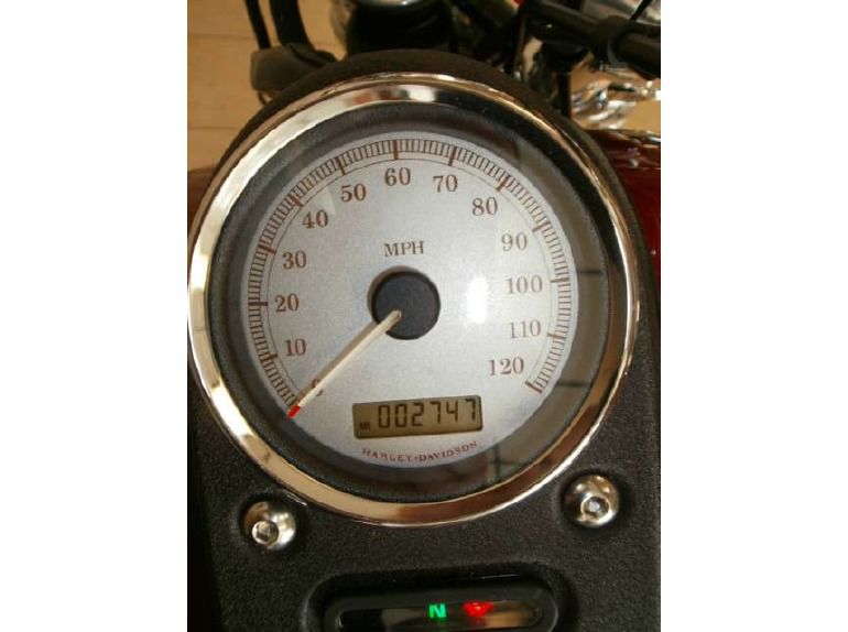 2010 Harley-Davidson FXDB Dyna Street Bob , $11,489, image 6