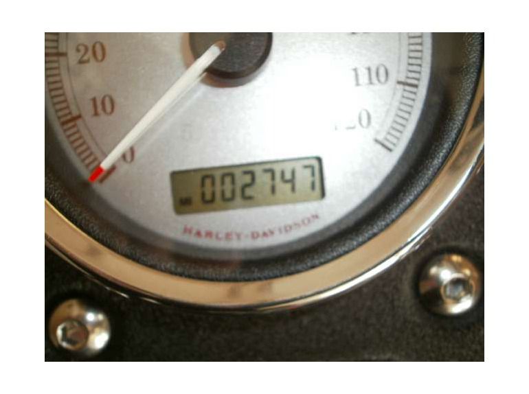 2010 Harley-Davidson FXDB Dyna Street Bob , $11,489, image 7
