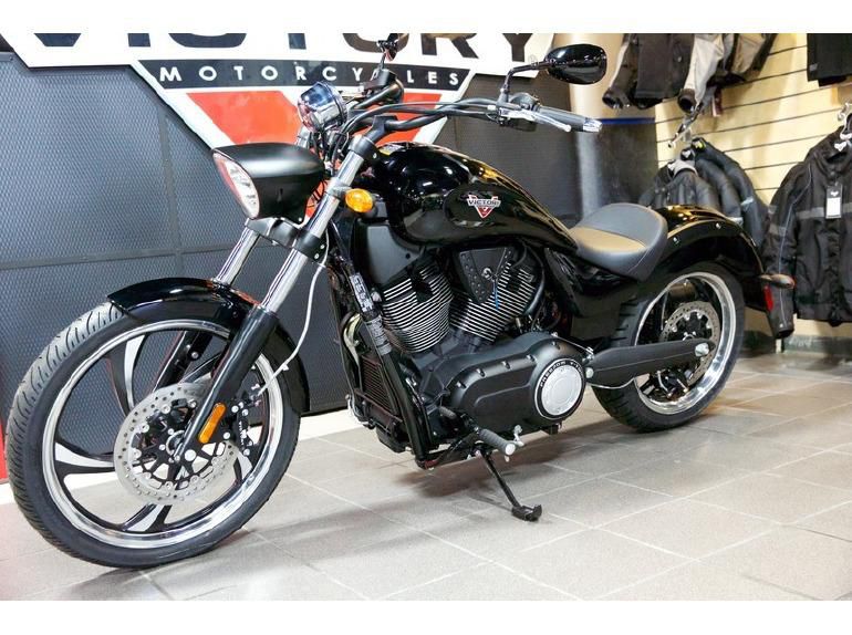 2013 Victory Vegas 8-Ball Cruiser 