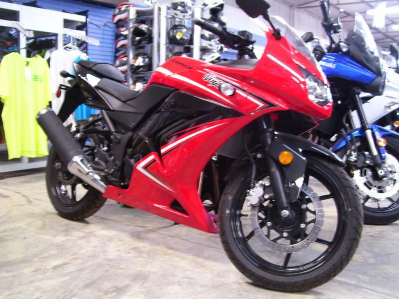 2012 kawasaki ninja 250r  sportbike 