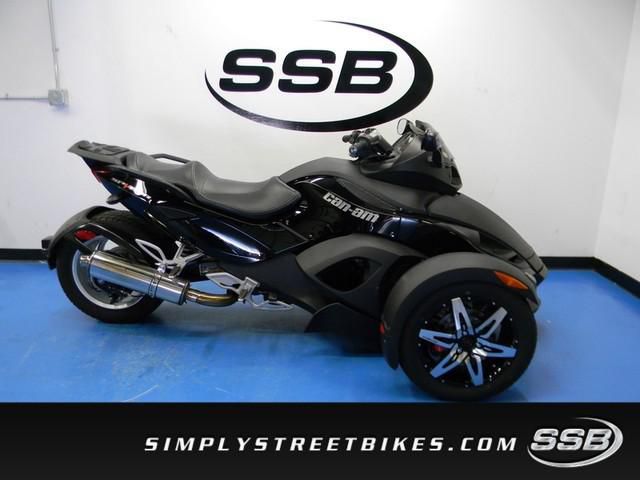 2009 can-am spyder gs   