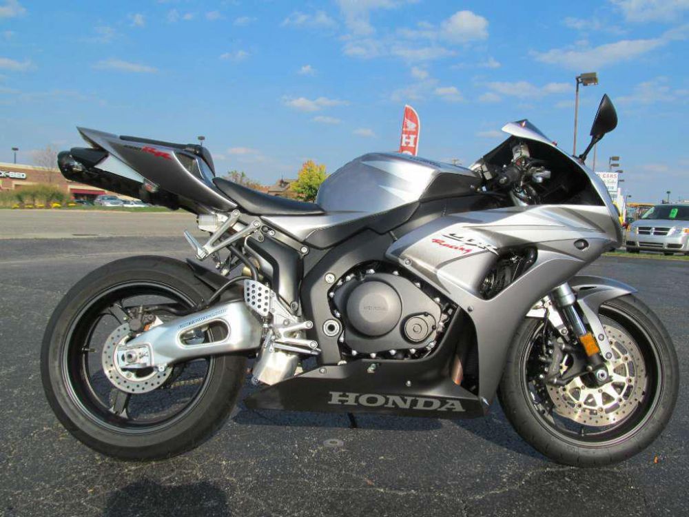 2006 honda cbr1000rr (cbr1000rr)  sportbike 