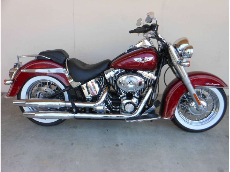 2005 Harley-Davidson FLSTN/FLSTNI Softail Deluxe 