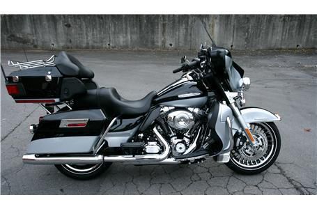 2013 Harley-Davidson FLHTK Cruiser 