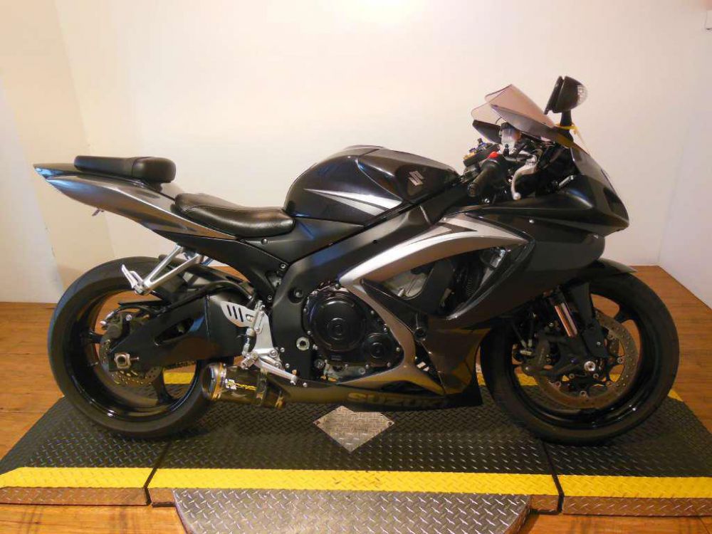 2007 suzuki gsx-r750  sportbike 