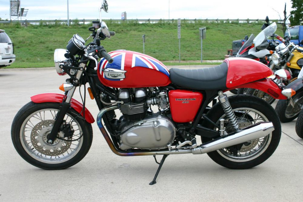 2008 Triumph THRUXTON 900 Standard 