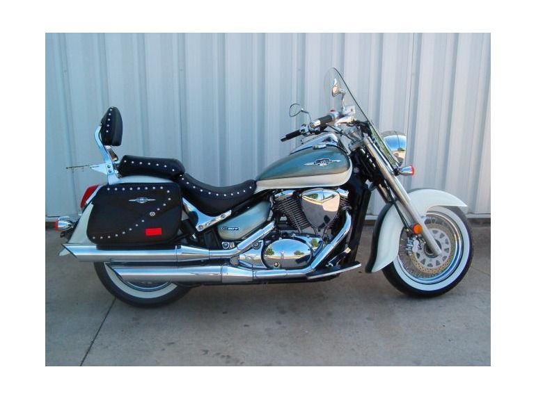 2011 suzuki boulevard c50t 