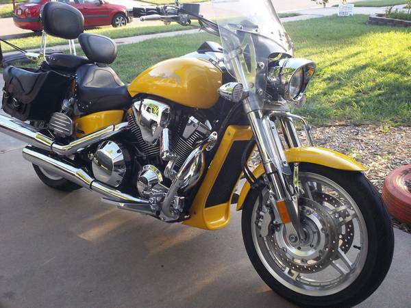 2007 Honda Vtx 1800cc for Sale, One Bad Bike! Only 5k MI! Hurry!!