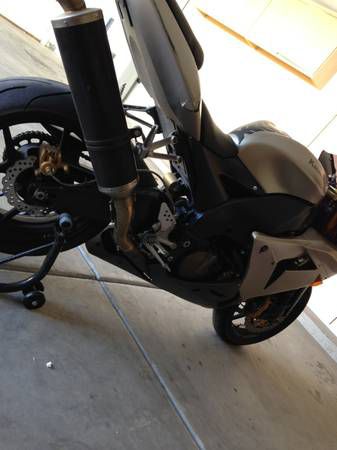 2005 Kawasaki ZX10Râ?… Title clean and clear OBO