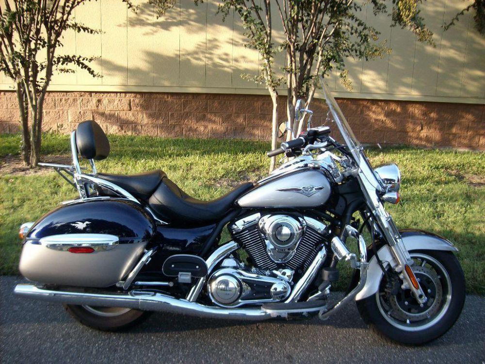 2010 kawasaki nomad  touring 