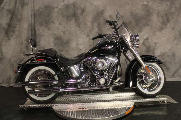 2011 Harley-Davidson FLSTN Softail Deluxe