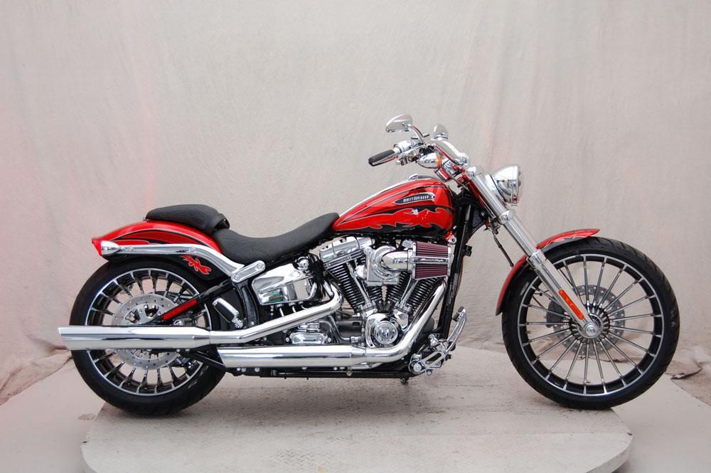 2014 Harley-Davidson FXSBSE Cruiser 