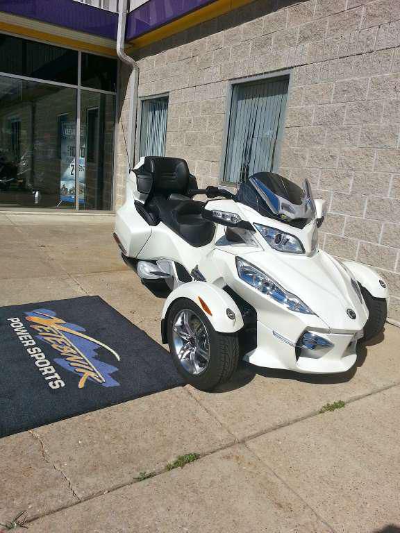 2011 Can-Am Spyder RT Limited Touring , US $19,999.00, image 2