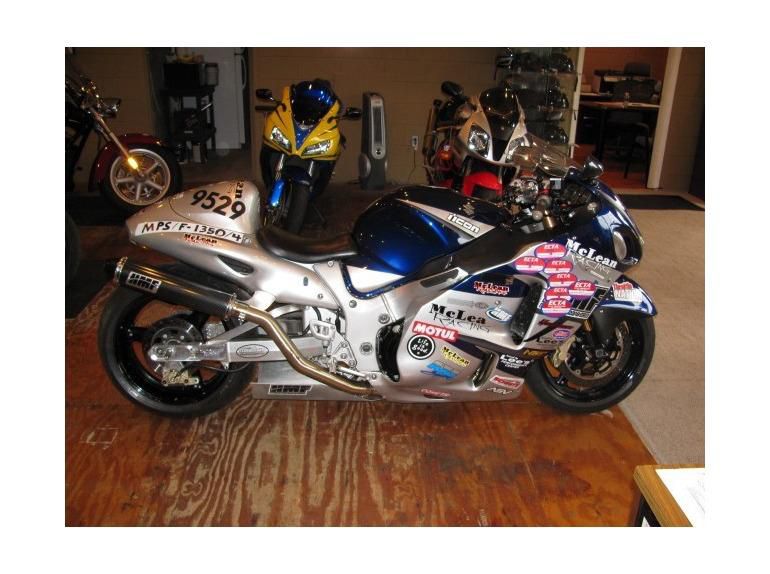 2005 Suzuki HAYABUSA GSX1300R Sportbike 