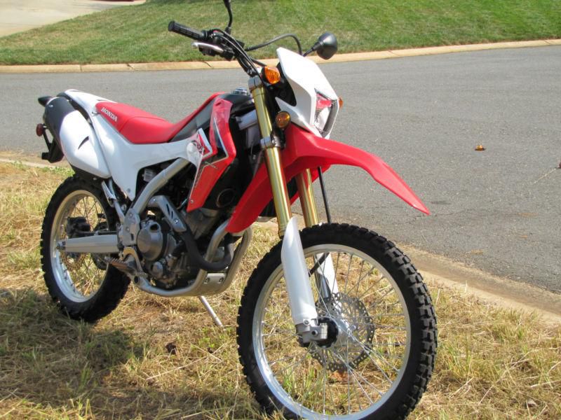 2013 Honda CRF 250L Dual sport Motorcycle for sale on 2040-motos