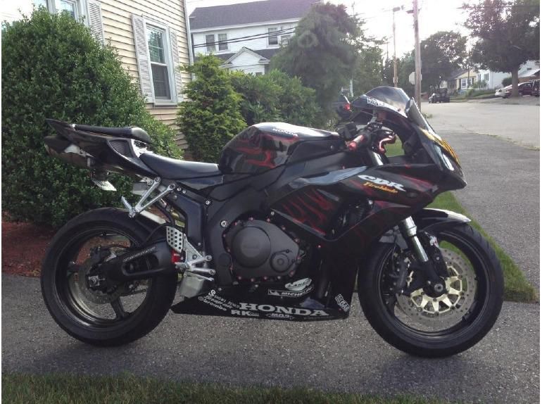 2007 honda cbr 1000rr sportbike 