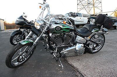 Harley-Davidson : Softail 2011 Harley Davidson Rocker