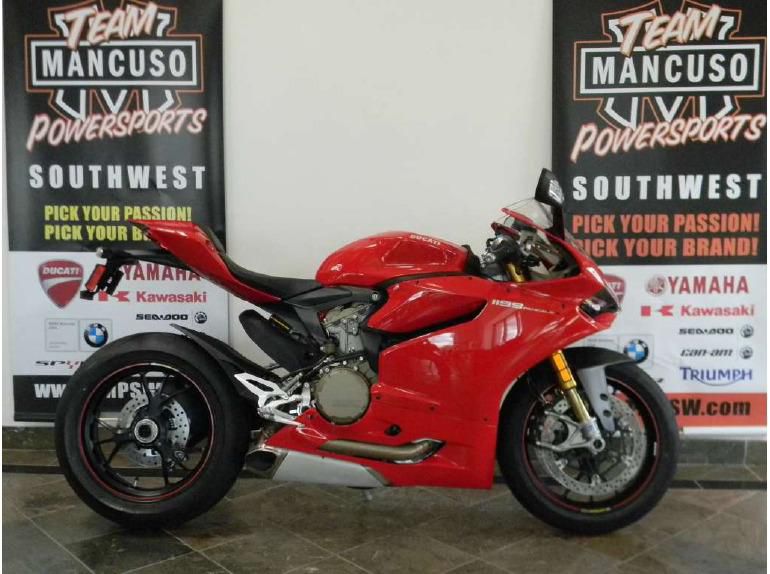 2012 ducati 1199 panigale s  sportbike 