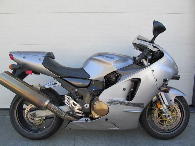 2001 Kawasaki NINJA -12R Sportbike 