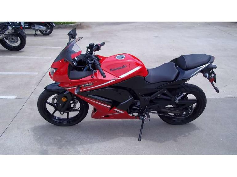 2012 kawasaki ninja 250r  sportbike 