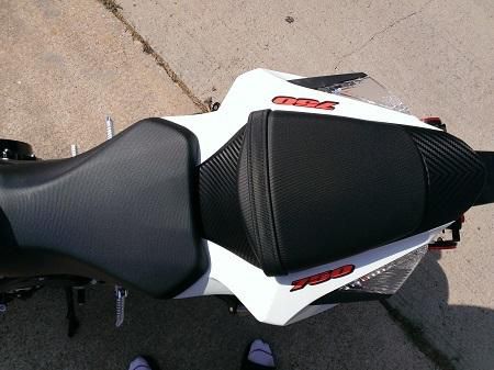 2012 Suzuki GSXR 750 Blue/White with Black Wheels and LOJACK, US $9,150.00, image 7