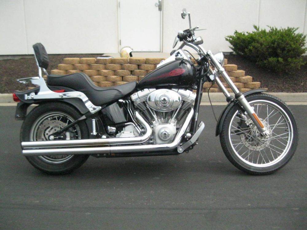 2005 harley-davidson softail  sportbike 