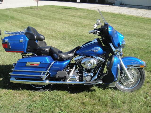 2007 Harley Davidson FLHTCUI Ultra Classic LOW RESERVE