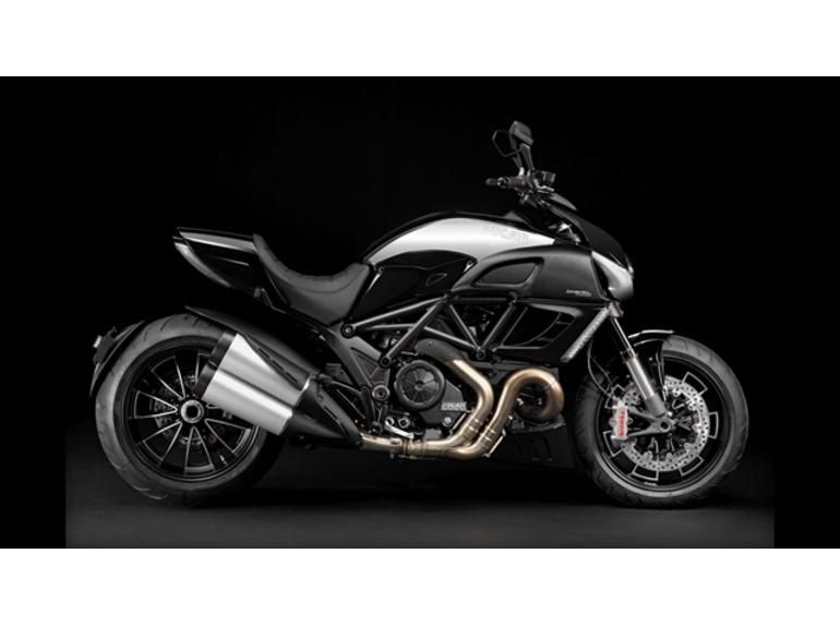 2013 Ducati Diavel Cromo Cruiser 