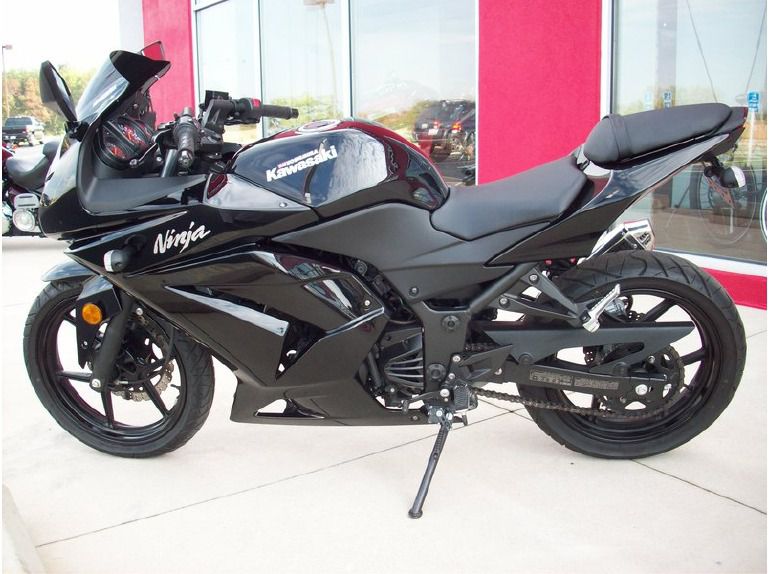 2009 Kawasaki Ninja 250R , $3,299, image 3