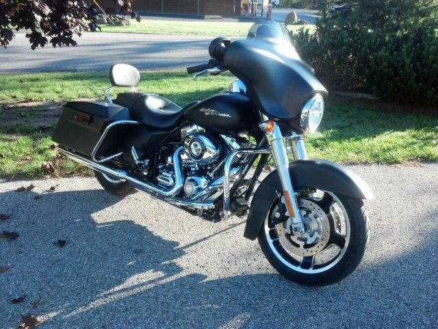 2010 Harley-Davidson Touring Street Glide Touring 