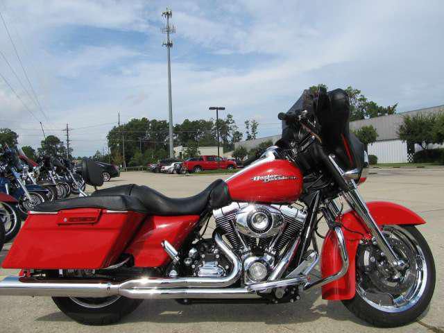 2010 Harley-Davidson FLHX Street Glide Touring 