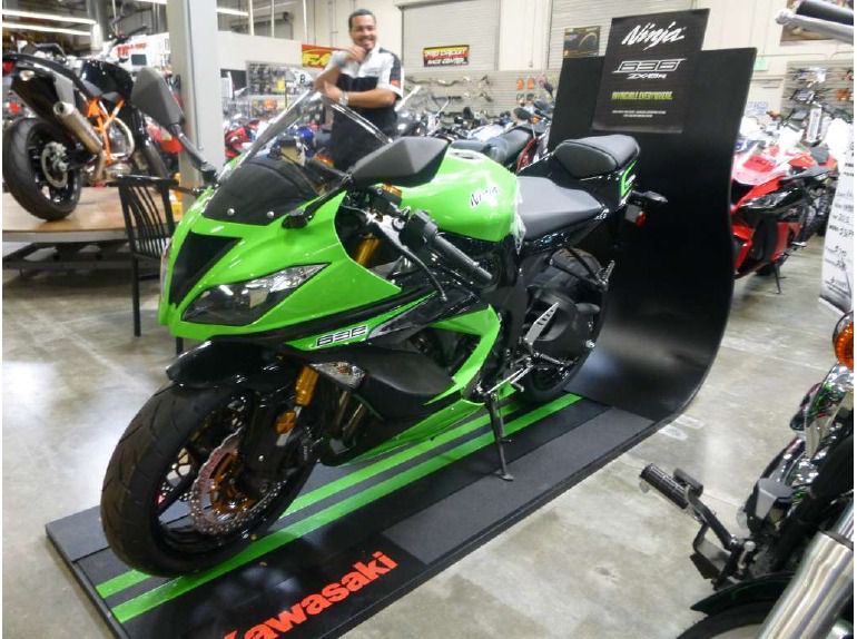 2013 kawasaki ninja zx-6r 
