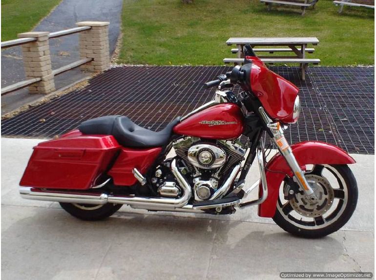 2011 Harley-Davidson FLHX - Street Glide , $18,495, image 1