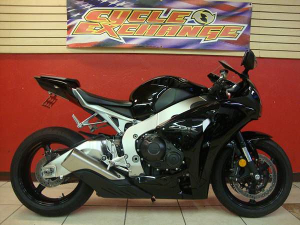 2011 Honda CBR1000RR 3k Miles! Priced Below Book! Easy Financing!