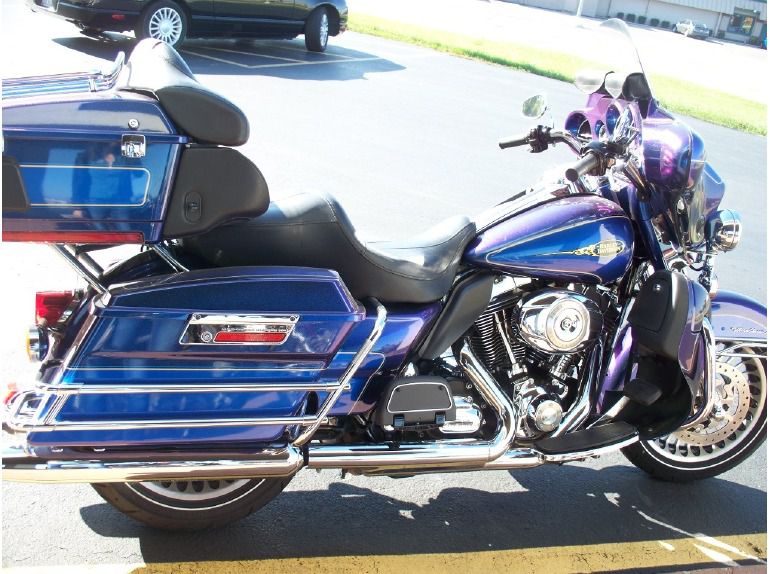 2009 Harley-Davidson FLHTCU 